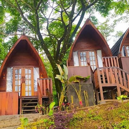 Mojokerto Welirang Forest Pacetヴィラ エクステリア 写真