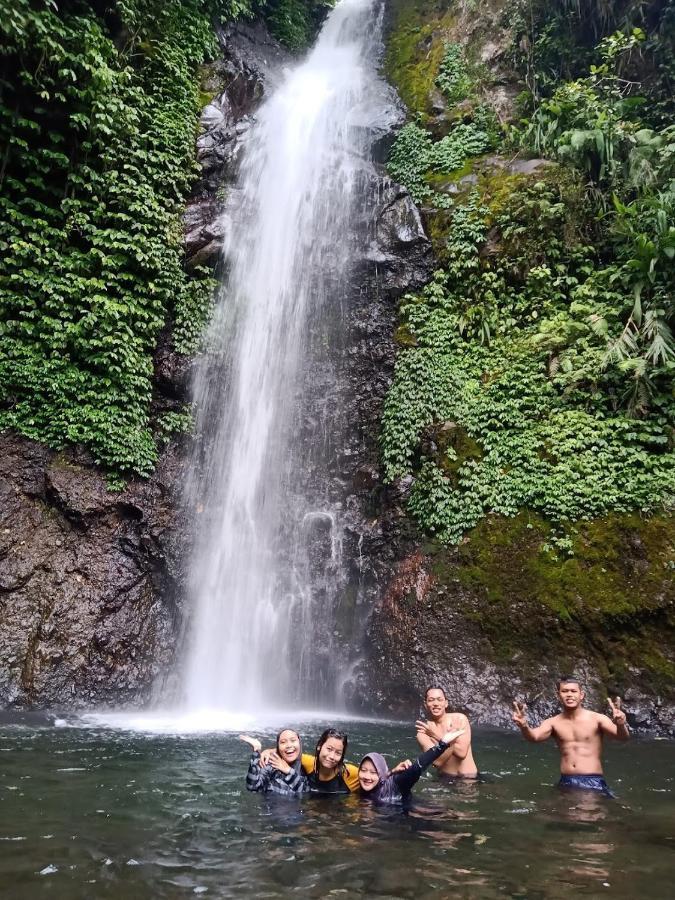 Mojokerto Welirang Forest Pacetヴィラ エクステリア 写真